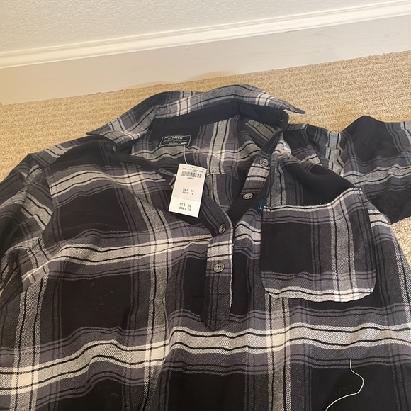 Flannel top from Abercrombie and Fitch - Picture 2 of 2